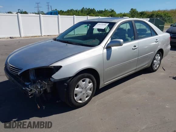 2006 Toyota Camry STD с VIN 4T1BE32K06U657730, выставлен на аукционе IAAI как лот 43474308 с пробегом 151 238 миль миль и . История ставок и продаж доступна на DreamBid. Изображение 18.