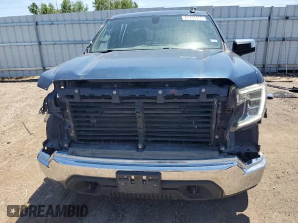 2021 GMC Sierra 1500 SLE z VIN 3GTU9BED1MG264229, wystawiony jako Copart lot #62493495 z przebiegiem 105 819 mil mil oraz Szkoda całkowita • Salvage title. Historia ofert i sprzedaży dostępna na DreamBid. Obrazek 5.