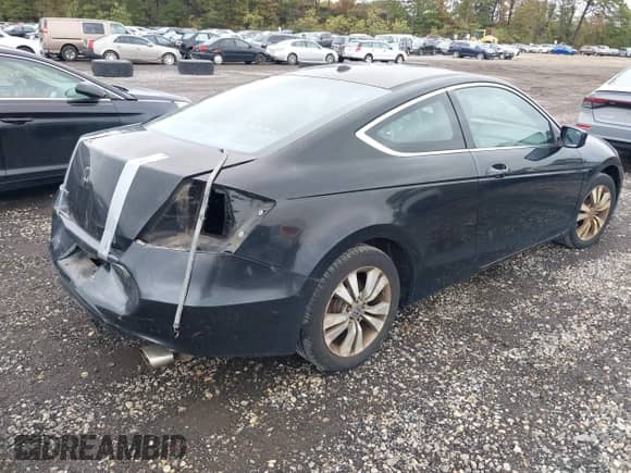 2009 Honda Accord EX-L with VIN 1HGCS12829A014054, listed as a IAAI auction lot 43453092 with 200,641 mi miles and . Bid and sale history available at DreamBid. Image 4.