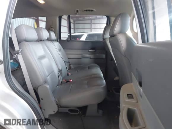 2004 Dodge Durango SLT z VIN 1D4HB48D24F152492, wystawiony jako IAAI lot #43084784 z przebiegiem 187 688 mil mil oraz . Historia ofert i sprzedaży dostępna na DreamBid. Obrazek 8.