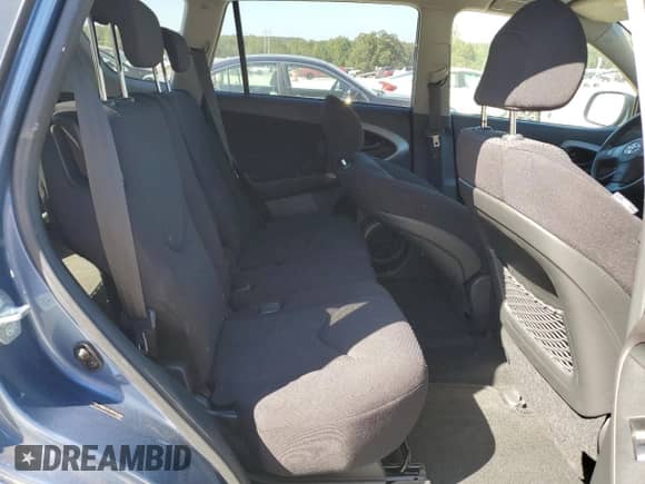 2008 Toyota RAV4 Sport with VIN JTMBK32V385052380, listed as a Copart auction lot 82186505 with 164,141 mi miles and Salvage title. Bid and sale history available at DreamBid. Image 11.