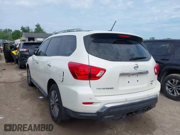 2017 Nissan Pathfinder SV with VIN 5N1DR2MM9HC642769, listed as a IAAI auction lot 42475621 with 110,180 mi miles and . Bid and sale history available at DreamBid. Image 3.