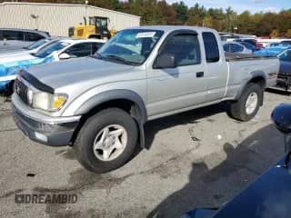 2003 Toyota Tacoma z VIN 5TEWN72N93Z264464, wystawiony jako Copart lot #82414875 z przebiegiem 231 483 mil mil oraz Czysty tytuł • Clean title. Historia ofert i sprzedaży dostępna na DreamBid. Obrazek 1.