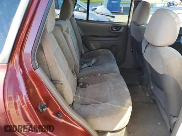 2004 Hyundai Santa Fe GLS with VIN KM8SC73D54U651058, listed as a Copart auction lot 82636085 with 305,987 mi miles and Salvage title. Bid and sale history available at DreamBid. Image 11.