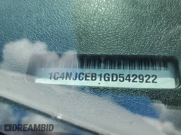 2016 Jeep Compass Latitude с VIN 1C4NJCEB1GD542922, выставлен на аукционе Copart как лот 86600515 с пробегом 205 373 миль миль и Списание • Salvage title. История ставок и продаж доступна на DreamBid. Изображение 14.