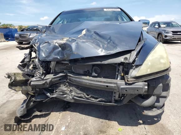 2005 Honda Accord LX с VIN 1HGCM55425A013247, выставлен на аукционе Copart как лот 64268485 с пробегом 336 008 миль миль и На запчасти • Non repairable. История ставок и продаж доступна на DreamBid. Изображение 5.