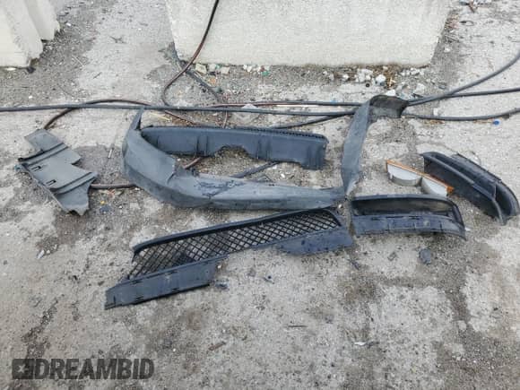 2009 Chevrolet Express Passenger z VIN 1GAHG39K291137624, wystawiony jako Copart lot #47557675 z przebiegiem 154 989 mil mil oraz Nie do naprawy • Non repairable. Historia ofert i sprzedaży dostępna na DreamBid. Obrazek 13.