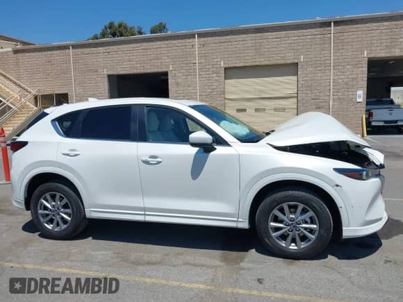 2025 Mazda CX-5 S Preferred z VIN JM3KFBCL3S0667079, wystawiony jako IAAI lot #42744908 z przebiegiem 676 mil mil oraz . Historia ofert i sprzedaży dostępna na DreamBid. Obrazek 13.