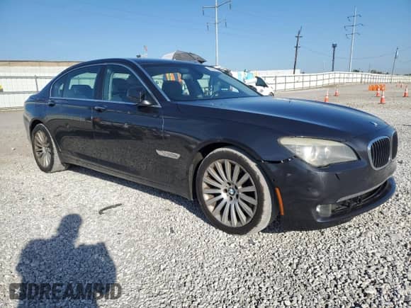 2009 BMW 7 Series 750Li with VIN WBAKB835X9CY61137, listed as a Copart auction lot 85294935 with 139,231 mi miles and Clean title. Bid and sale history available at DreamBid. Image 4.