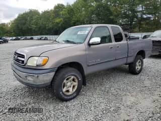 2002 Toyota Tundra SR5 with VIN 5TBBT44102S259560, listed as a Copart auction lot 83855685 with 227,901 mi miles and Clean title. Bid and sale history available at DreamBid. Image 1.