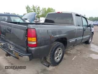 2001 Chevrolet Silverado 1500 LS z VIN 2GCEC19V011378682, wystawiony jako IAAI lot #43020690 z przebiegiem 176 835 mil mil oraz . Historia ofert i sprzedaży dostępna na DreamBid. Obrazek 4.