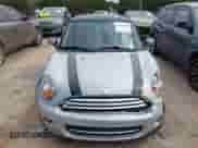 2012 MINI Hardtop с VIN WMWSU3C57CT255749, выставлен на аукционе IAAI как лот 43342110 с пробегом 99 460 миль миль и . История ставок и продаж доступна на DreamBid. Изображение 12.