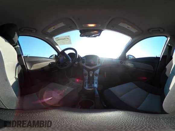 2014 Chevrolet Cruze LS с VIN 1G1PA5SH9E7429530, выставлен на аукционе IAAI как лот 43163104 с пробегом 83 618 миль миль и . История ставок и продаж доступна на DreamBid. Изображение 20.