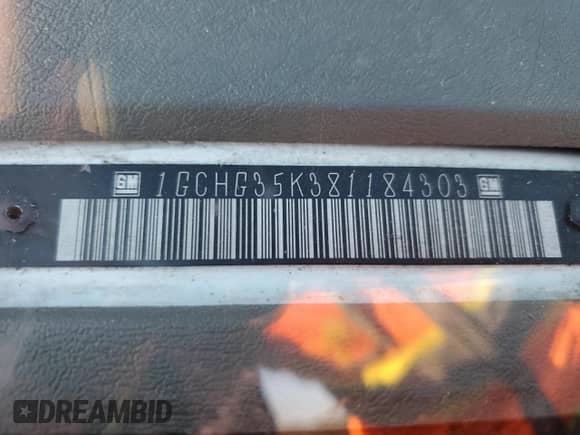 2008 Chevrolet City Express Cargo z VIN 1GCHG35K381184303, wystawiony jako Copart lot #79871744 z przebiegiem 206 964 mil mil oraz Szkoda całkowita • Salvage title. Historia ofert i sprzedaży dostępna na DreamBid. Obrazek 13.