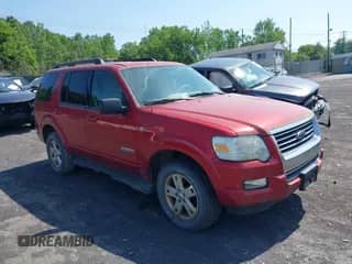 2007 Ford Explorer XLT with VIN 1FMEU73847UB60904, listed as a IAAI auction lot 42523352 with 269,919 mi miles and . Bid and sale history available at DreamBid. Image 1.