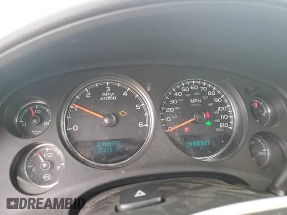2008 Chevrolet Suburban 2LT с VIN 1GNFK163X8J206726, выставлен на аукционе Copart как лот 81769605 с пробегом 235 278 миль миль и Списание • Salvage title. История ставок и продаж доступна на DreamBid. Изображение 9.