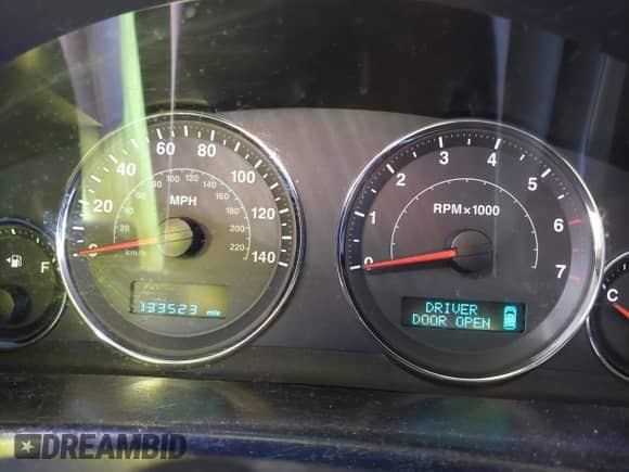 2007 Jeep Commander Sport с VIN 1J8HG48P07C529103, выставлен на аукционе IAAI как лот 43517857 с пробегом 133 523 миль миль и . История ставок и продаж доступна на DreamBid. Изображение 7.