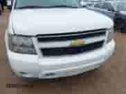 2013 Chevrolet Suburban LS с VIN 1GNSCHE08DR205825, выставлен на аукционе IAAI как лот 42594481 с пробегом 243 533 миль миль и . История ставок и продаж доступна на DreamBid. Изображение 6.