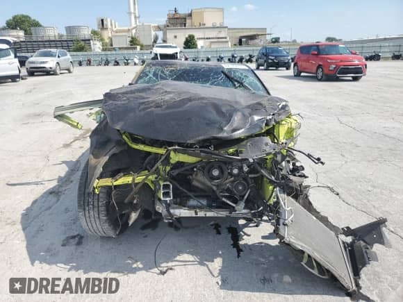 2021 Chevrolet Camaro 1LT z VIN 1G1FB1RS2M0115633, wystawiony jako Copart lot #82183495 z przebiegiem Nie podano mil oraz Szkoda całkowita • Salvage title. Historia ofert i sprzedaży dostępna na DreamBid. Obrazek 5.