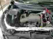 2019 Chevrolet Equinox LT z VIN 2GNAXUEV8K6135434, wystawiony jako Copart lot #72050735 z przebiegiem 59 086 mil mil oraz Czysty tytuł • Clean title. Historia ofert i sprzedaży dostępna na DreamBid. Obrazek 16.