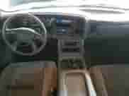 2006 GMC Sierra 1500 SLE1 z VIN 2GTEK19B661263116, wystawiony jako Copart lot #70744435 z przebiegiem 146 843 mil mil oraz Szkoda całkowita • Salvage title. Historia ofert i sprzedaży dostępna na DreamBid. Obrazek 8.