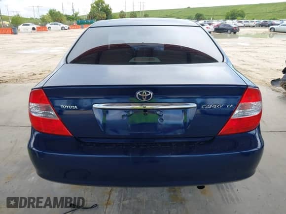2002 Toyota Camry LE z VIN 4T1BE32K32U575209, wystawiony jako IAAI lot #43192866 z przebiegiem Nie podano mil oraz . Historia ofert i sprzedaży dostępna na DreamBid. Obrazek 16.