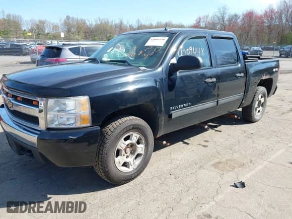 2011 Chevrolet Silverado 1500 LS z VIN 3GCPKREA4BG353984, wystawiony jako IAAI lot #42094148 z przebiegiem 218 766 mil mil oraz . Historia ofert i sprzedaży dostępna na DreamBid. Obrazek 21.