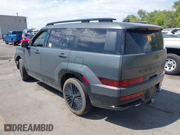 2024 Hyundai Santa Fe Calligraphy z VIN 5NMP5DG15RH013281, wystawiony jako IAAI lot #43048166 z przebiegiem 21 447 mil mil oraz . Historia ofert i sprzedaży dostępna na DreamBid. Obrazek 3.