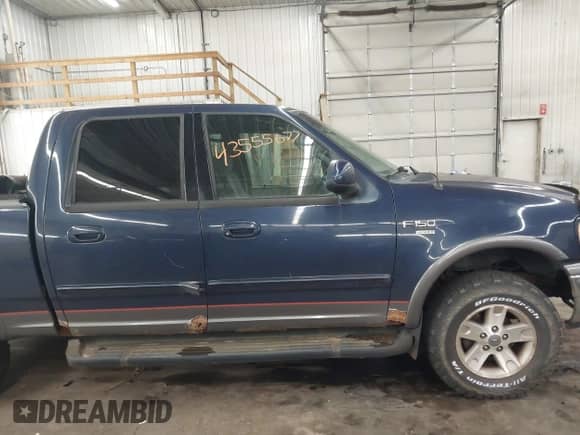 2003 Ford F-150 XLT с VIN 1FTRW08L43KD52320, выставлен на аукционе IAAI как лот 43555677 с пробегом Не указан миль и . История ставок и продаж доступна на DreamBid. Изображение 14.