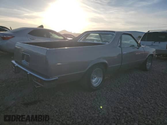 1983 Chevrolet El Camino с VIN 1GCCW80H1DR150636, выставлен на аукционе Copart как лот 85873984 с пробегом 56 394 миль миль и Чистый • Clean title. История ставок и продаж доступна на DreamBid. Изображение 3.