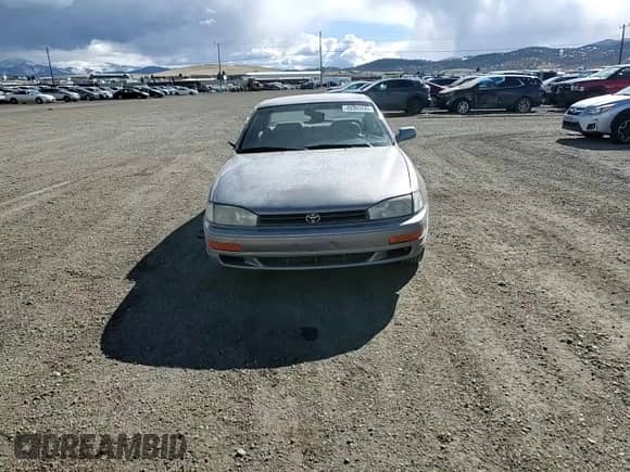 1994 Toyota Camry LE z VIN JT2SK12E5R0249594, wystawiony jako Copart lot #49345995 z przebiegiem 249 459 mil mil oraz Czysty tytuł • Clean title. Historia ofert i sprzedaży dostępna na DreamBid. Obrazek 11.