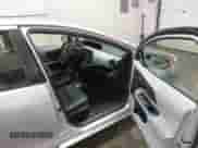 2012 Toyota Prius Two с VIN JTDKDTB37C1519700, выставлен на аукционе IAAI как лот 43453640 с пробегом 86 607 миль миль и . История ставок и продаж доступна на DreamBid. Изображение 5.