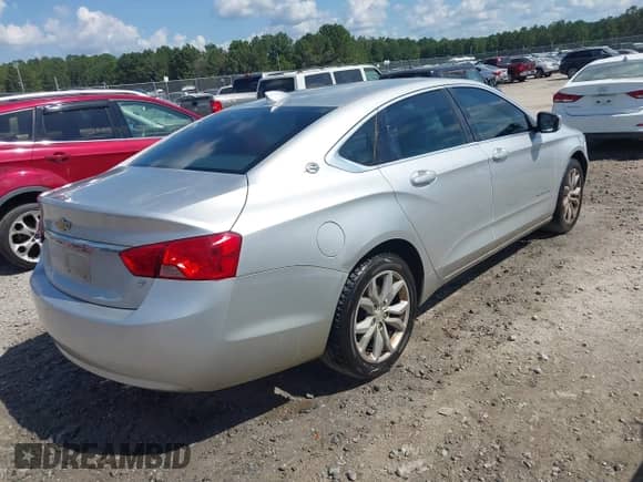 2017 Chevrolet Impala LT z VIN 1G1105SA9HU140701, wystawiony jako IAAI lot #43285237 z przebiegiem 224 264 mil mil oraz . Historia ofert i sprzedaży dostępna na DreamBid. Obrazek 4.
