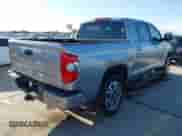 2019 Toyota Tundra SR5 с VIN 5TFAY5F17KX845478, выставлен на аукционе IAAI как лот 41155651 с пробегом 42 291 миль миль и . История ставок и продаж доступна на DreamBid. Изображение 4.
