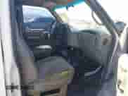 2002 Chevrolet Astro Cargo с VIN 1GCDM19XX2B128023, выставлен на аукционе IAAI как лот 42853182 с пробегом Не указан миль и . История ставок и продаж доступна на DreamBid. Изображение 5.