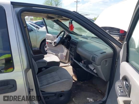 2004 Chevrolet Venture LS с VIN 1GNDX03E04D224881, выставлен на аукционе IAAI как лот 42093937 с пробегом 121 079 миль миль и . История ставок и продаж доступна на DreamBid. Изображение 5.