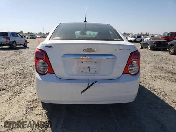 2016 Chevrolet Sonic LT с VIN 1G1JC5SG9G4150722, выставлен на аукционе Copart как лот 81047095 с пробегом 89 655 миль миль и Чистый • Clean title. История ставок и продаж доступна на DreamBid. Изображение 6.
