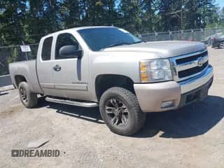 2007 Chevrolet Silverado 1500 1LT с VIN 1GCEK19C77Z560378, выставлен на аукционе IAAI как лот 42632954 с пробегом 293 087 миль миль и . История ставок и продаж доступна на DreamBid. Изображение 1.