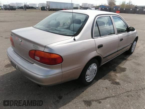 1998 Chevrolet Prizm Lsi with VIN 1Y1SK5285WZ438757, listed as a IAAI auction lot 41896020 with 106,369 mi miles and . Bid and sale history available at DreamBid. Image 4.