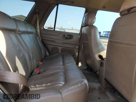 2000 Chevrolet Blazer LT с VIN 1GNCS13W3Y2339906, выставлен на аукционе Copart как лот 54995215 с пробегом 144 114 миль миль и Списание • Salvage title. История ставок и продаж доступна на DreamBid. Изображение 11.