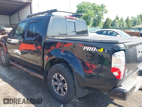 2016 Nissan Frontier S z VIN 1N6AD0EVXGN705086, wystawiony jako IAAI lot #42425274 z przebiegiem 110 614 mil mil oraz . Historia ofert i sprzedaży dostępna na DreamBid. Obrazek 6.