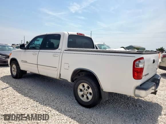 2006 Toyota Tundra SR5 с VIN 5TBET341X6S525650, выставлен на аукционе Copart как лот 71837285 с пробегом 183 927 миль миль и Списание • Salvage title. История ставок и продаж доступна на DreamBid. Изображение 2.