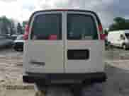 2015 Chevrolet Express Cargo z VIN 1GCWGFCF1F1266929, wystawiony jako Copart lot #63559255 z przebiegiem 136 431 mil mil oraz Szkoda całkowita • Salvage title. Historia ofert i sprzedaży dostępna na DreamBid. Obrazek 6.