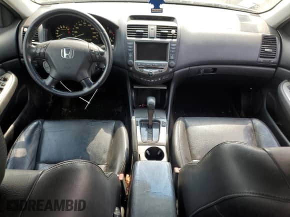 2006 Honda Accord EX-L z VIN 1HGCM66886A012578, wystawiony jako Copart lot #67047755 z przebiegiem 224 213 mil mil oraz Szkoda całkowita • Salvage title. Historia ofert i sprzedaży dostępna na DreamBid. Obrazek 8.