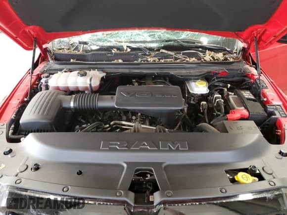 2025 Ram 1500 Big Horn z VIN 1C6RRFFG2SN662700, wystawiony jako Copart lot #67145505 z przebiegiem 8 103 mil mil oraz Szkoda całkowita • Salvage title. Historia ofert i sprzedaży dostępna na DreamBid. Obrazek 11.