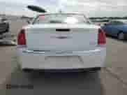 2015 Chrysler 300 Limited с VIN 2C3CCAAG4FH785976, выставлен на аукционе Copart как лот 81749135 с пробегом Не указан миль и На запчасти • Non repairable. История ставок и продаж доступна на DreamBid. Изображение 6.