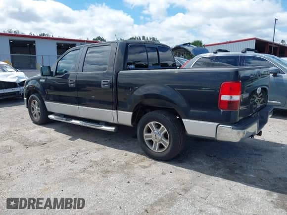 2007 Ford F-150 XLT with VIN 1FTRW12W07FB23396, listed as a IAAI auction lot 43343408 with 285,928 mi miles and . Bid and sale history available at DreamBid. Image 3.