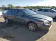 2008 Volvo S60 2.5T с VIN YV1RS592782698720, выставлен на аукционе Copart как лот 72023475 с пробегом 173 680 миль миль и Чистый • Clean title. История ставок и продаж доступна на DreamBid. Изображение 4.