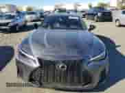 2024 Lexus IS 500 F Sport Performance z VIN JTHAP1D20R5005277, wystawiony jako Copart lot #79099864 z przebiegiem 6 297 mil mil oraz Szkoda całkowita • Salvage title. Historia ofert i sprzedaży dostępna na DreamBid. Obrazek 5.