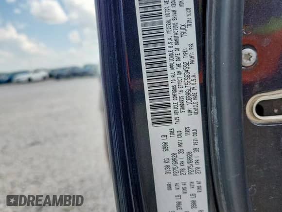 2015 Ram 1500 Big Horn z VIN 1C6RR6LT5FS634592, wystawiony jako Copart lot #64937145 z przebiegiem 216 818 mil mil oraz Czysty tytuł • Clean title. Historia ofert i sprzedaży dostępna na DreamBid. Obrazek 12.